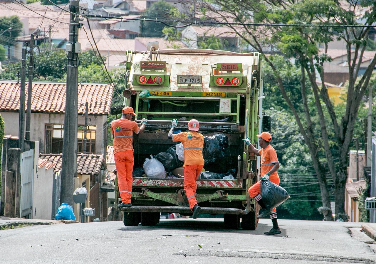 道路垃圾清扫车价格及市场分析